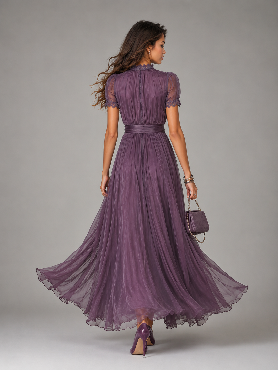 שמלת מקסי שיפון עם תחרה ומחשוף מפתח בצבע Purple – SHIONNA
